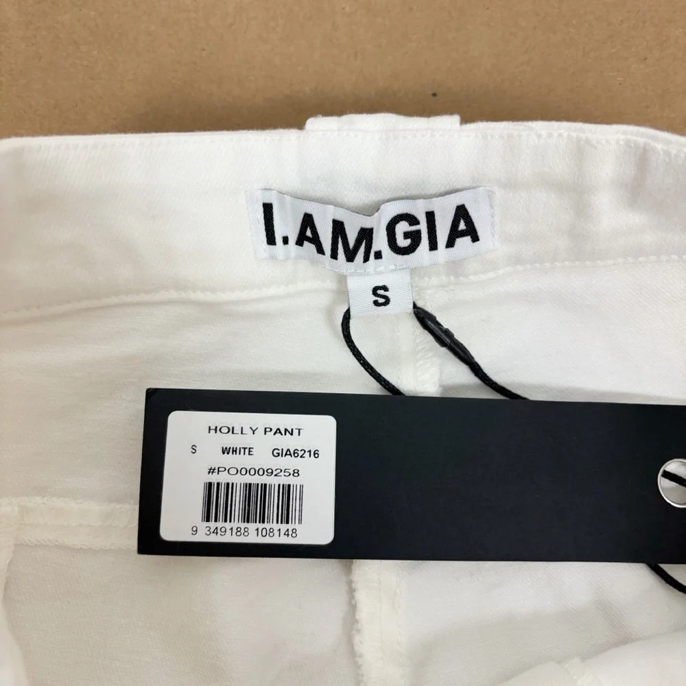 I.AM.GIA am gia